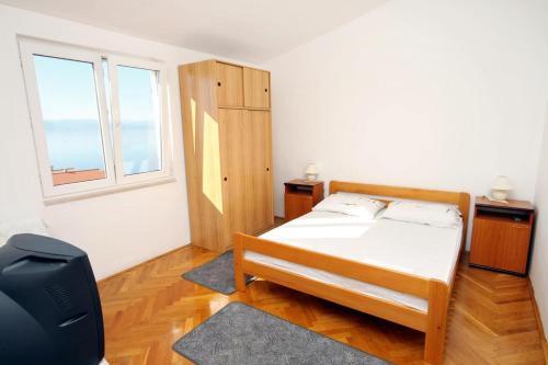 Apartments With A Parking Space Baska Voda (makarska) - 6057