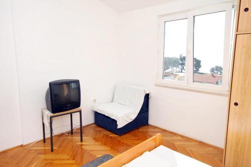 Apartments With A Parking Space Baska Voda (makarska) - 6057