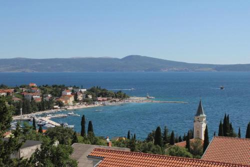 Apartment Selce 2404b
