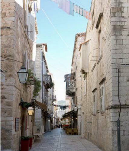 Old Town Economy Apartments