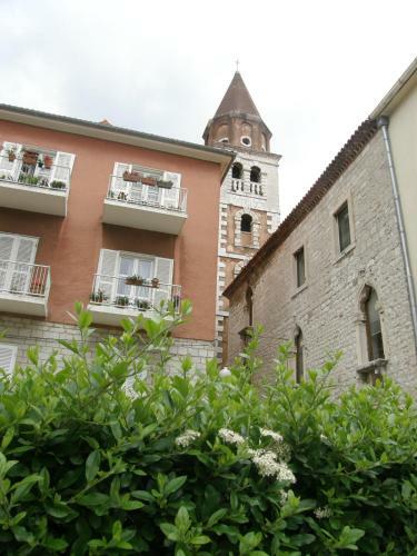 Apartamentos Dentex Studios