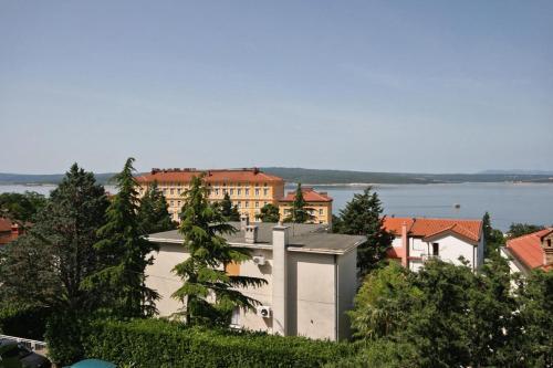 Apartments And Rooms With Parking Space Crikvenica - 5492