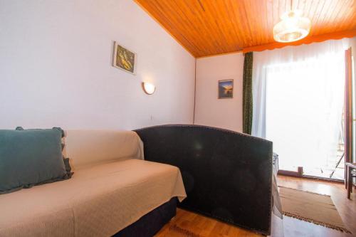 Apartments And Rooms With Parking Space Crikvenica - 5492