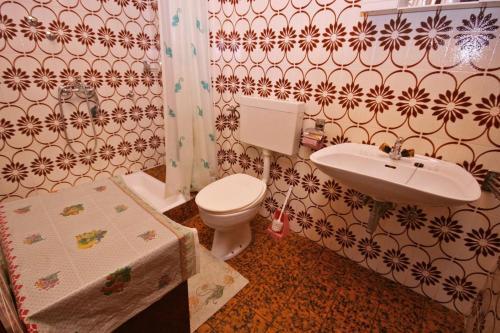Apartments And Rooms With Parking Space Crikvenica - 5492
