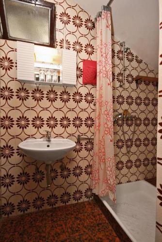 Apartments And Rooms With Parking Space Crikvenica - 5492