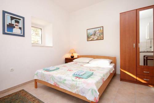 Holiday Home Lumbarda 4335