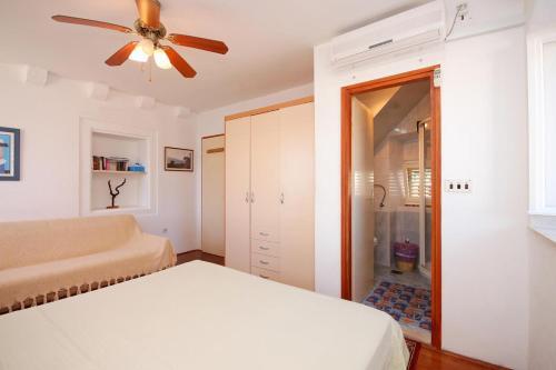 Holiday Home Lumbarda 4335