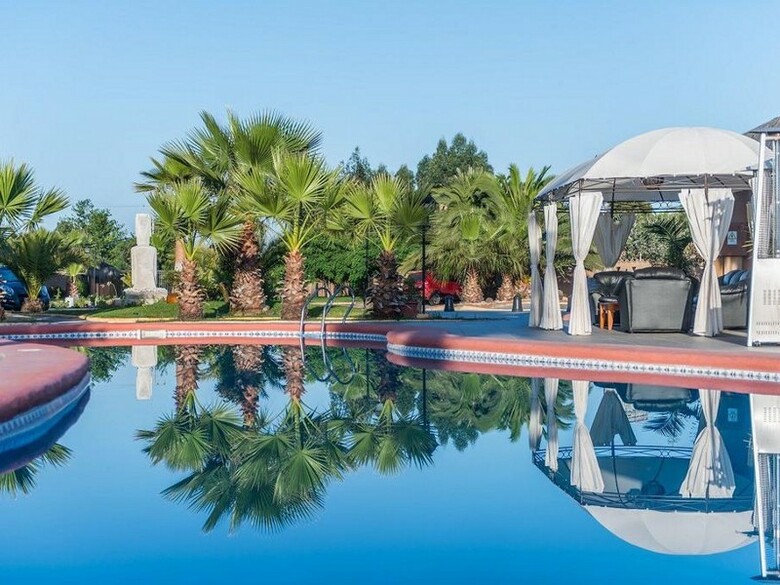 Hotel Serena Suite Park