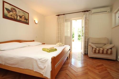 Apartment Lumbarda 9303c