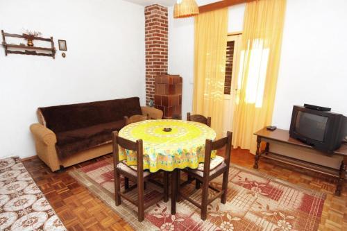 Apartment Biograd Na Moru 5899b