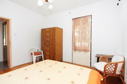 Apartment Biograd Na Moru 5899b
