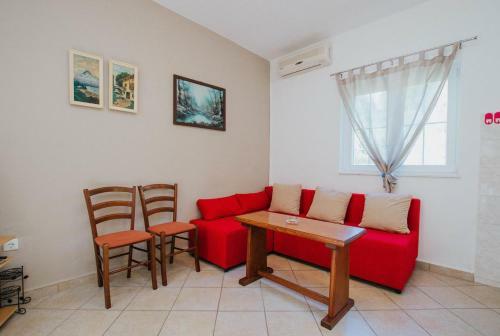 Apartments By The Sea Marina (trogir) - 5968