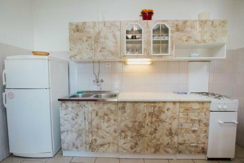 Apartments By The Sea Marina (trogir) - 5968