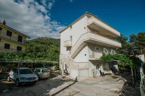Apartments By The Sea Marina (trogir) - 5968