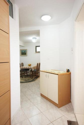 Apartment Orebic 4552b