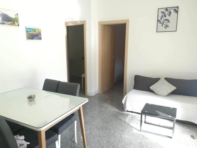 Hostal Apartments Merica
