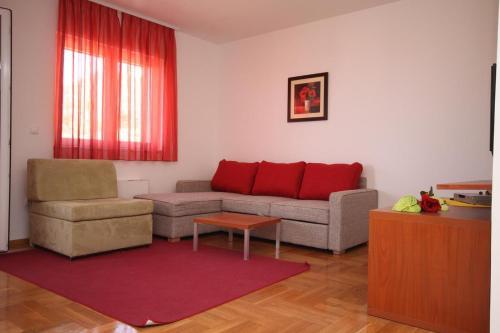 Apartment Makarska 3751f