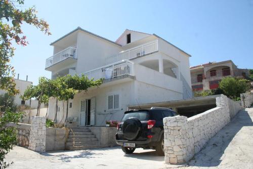 Apartment Rogoznica 4215a