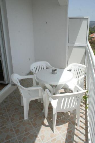 Apartment Rogoznica 4215a