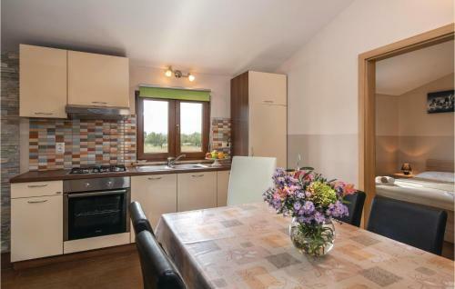 Holiday Home Vodnjan 10