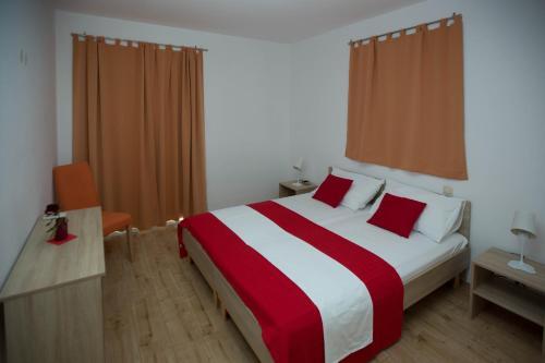 Hostal Guest House Kukuljica 2