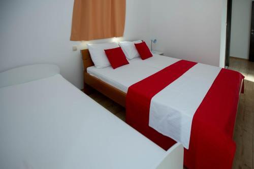 Hostal Guest House Kukuljica 2
