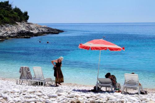 Apartamentos Rooms By The Sea Hvar - 5720