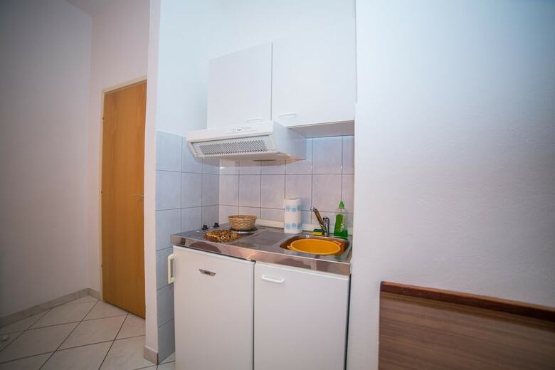 Apartments Ina