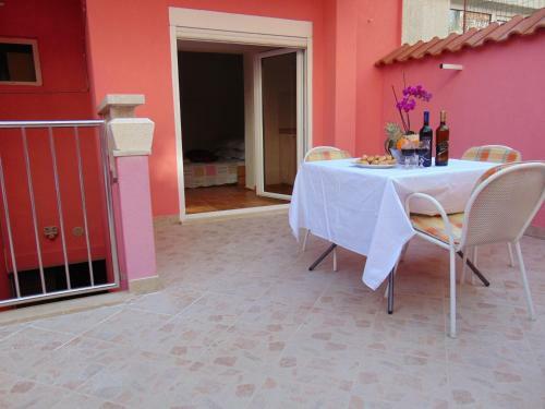 Apartamentos Studios Ravli? Marija