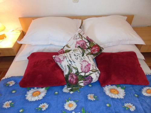 Apartamentos Studios Ravli? Marija
