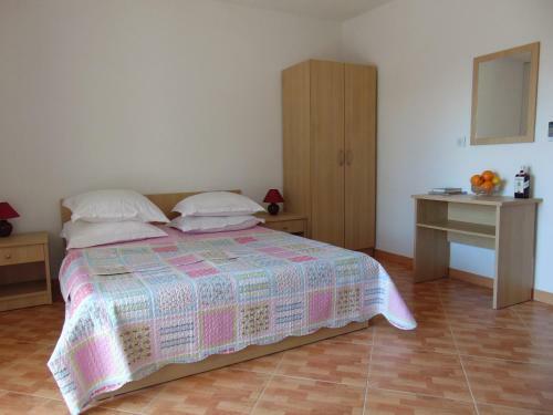 Apartamentos Studios Ravli? Marija