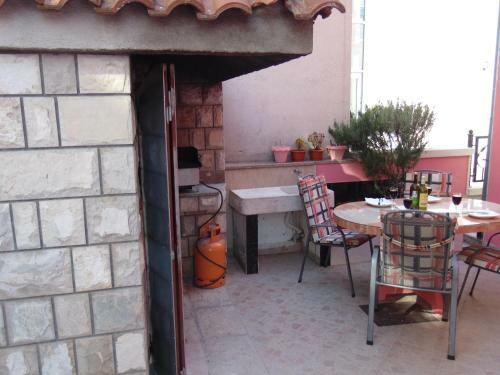 Apartamentos Studios Ravli? Marija
