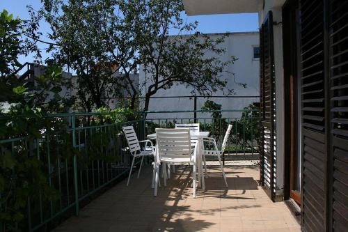 Apartment Rogoznica 4660b