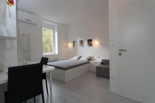Apartments Simple Teslina