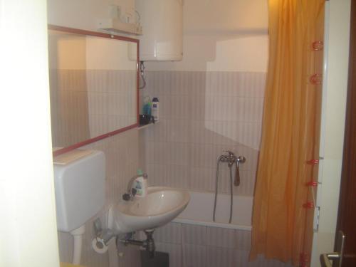 Apartment In Rabac 16711
