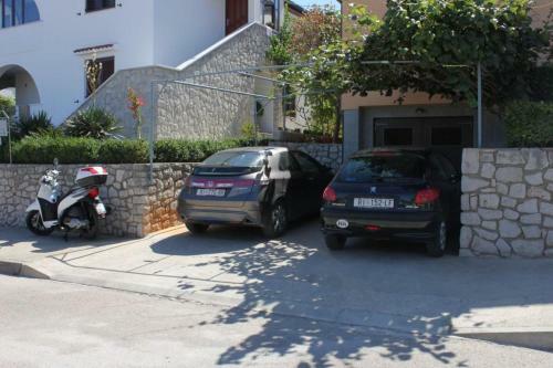 Apartments With A Parking Space Mali Losinj (losinj) - 7964