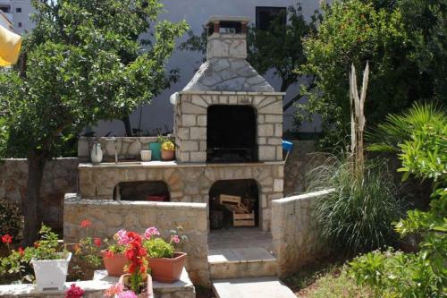 Apartments With A Parking Space Mali Losinj (losinj) - 7964