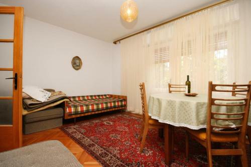 Apartment Jadranovo 5543b