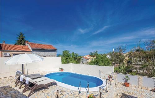 Two-bedroom Holiday Home In Sveti Vid