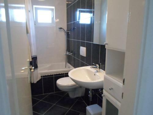 Apartamentos Casa Emma Rab