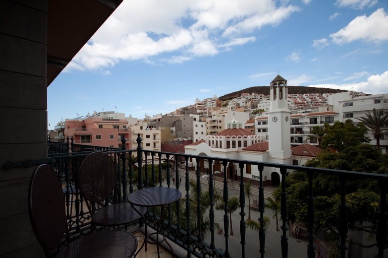 Hotel Reveron Plaza