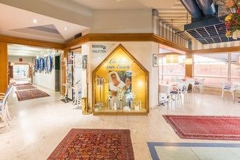 Hotel Paradies