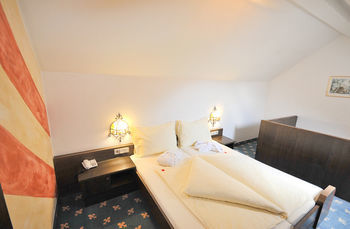 Schlosshotel Rosenegg