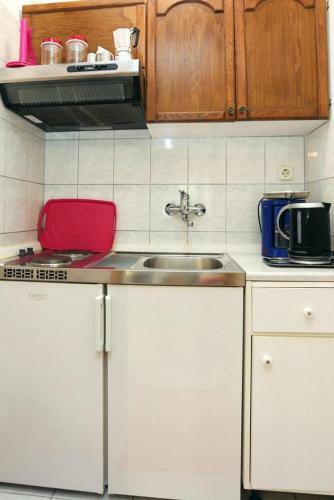Hostal Apartment Seget Donji 10372a