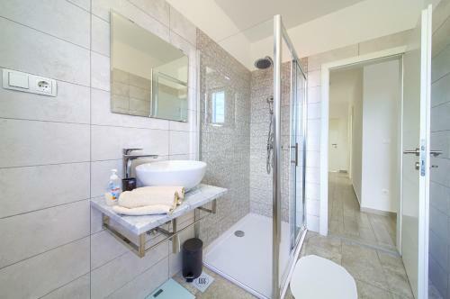 Apartments Mali Nono