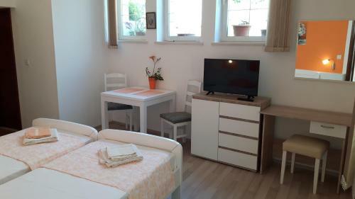 Hostal Apartments Villa Sirena