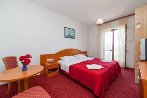 Hostal Villa Pincevic