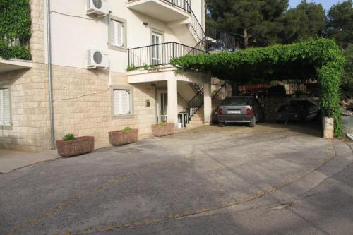 Apartments With A Parking Space Jelsa (hvar) - 8732