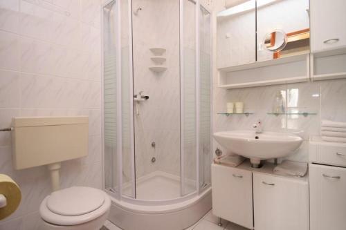 Apartments With A Parking Space Jelsa (hvar) - 8732