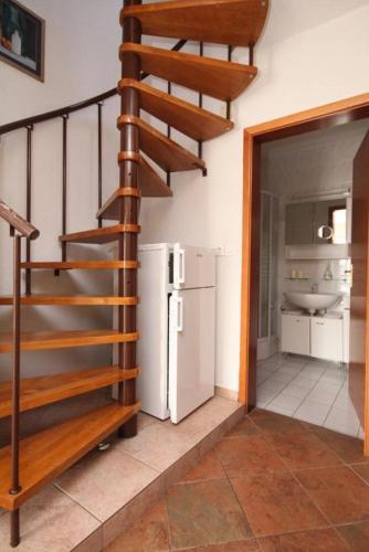 Apartments With A Parking Space Jelsa (hvar) - 8732